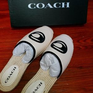 COACH SLIDES
